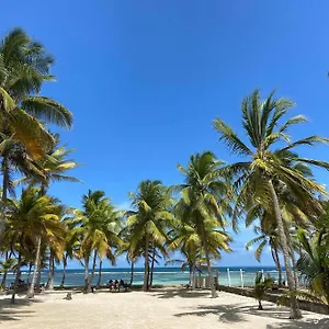 Le De Castaing Sur Privee Hébergement de vacances Sainte-Anne (Grande-Terre)